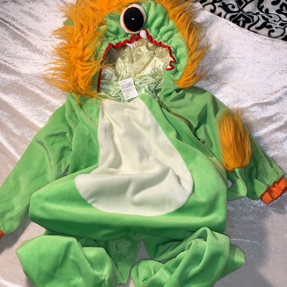 Cyclops monster Halloween costume - Picture 1 of 8